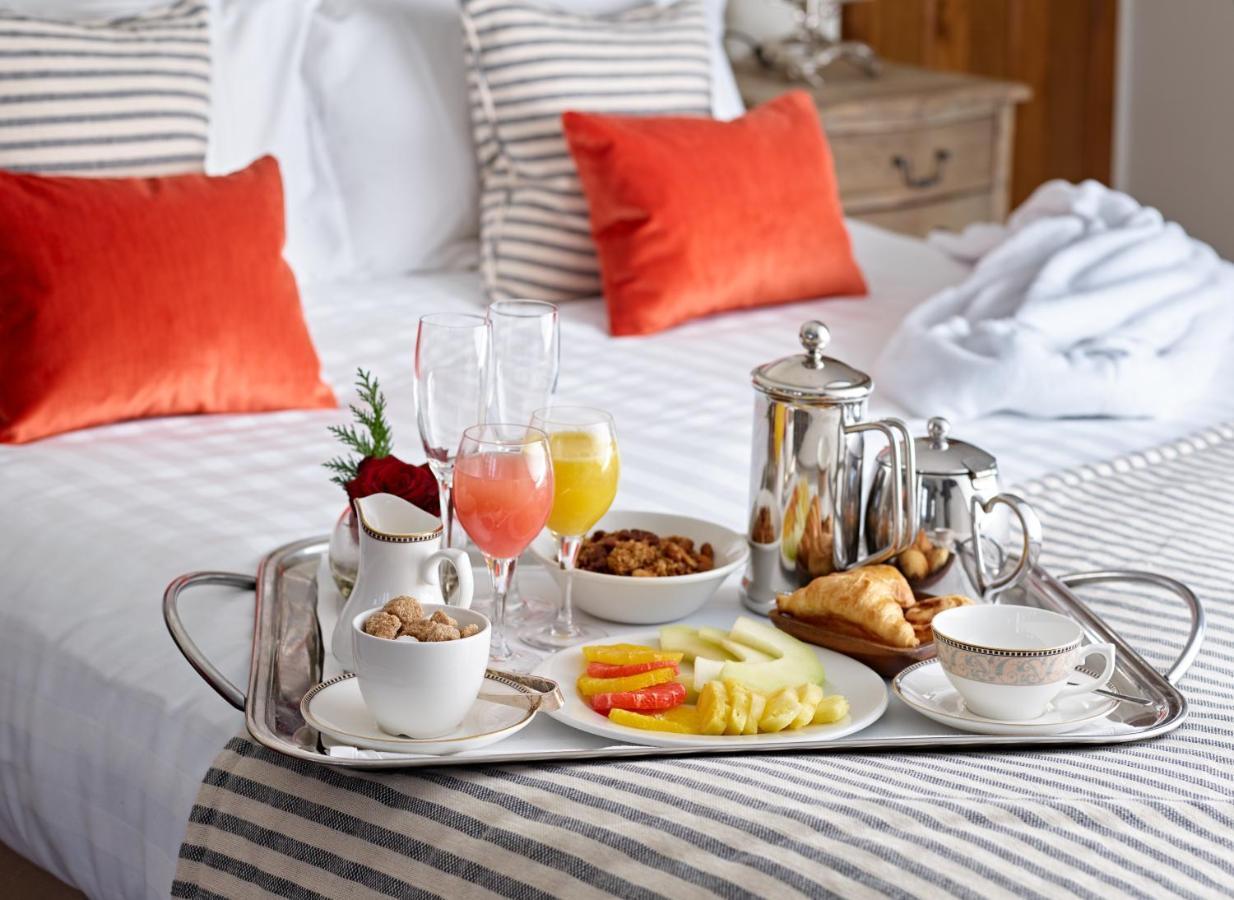The Montagu Arms Hotel Бюли Екстериор снимка